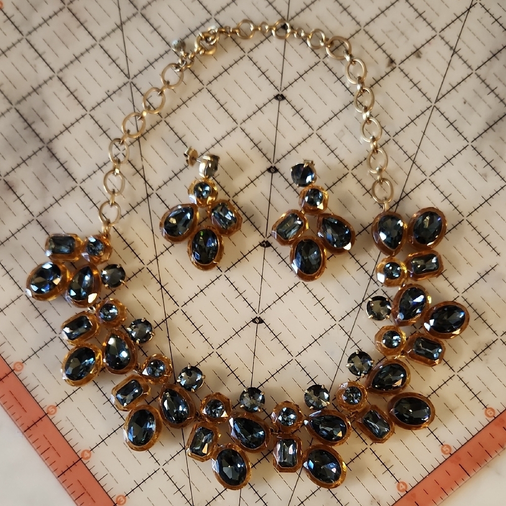 J. Crew RARE Gold Statement Necklace & Earring with Black Gemstones - Picture 12 of 12